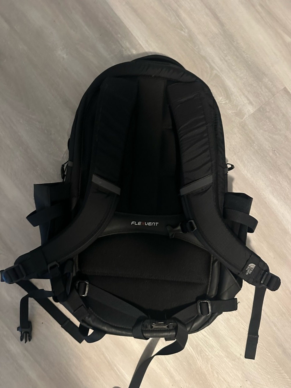 The North Face Black Recon Backpack - Picture 5 of 5